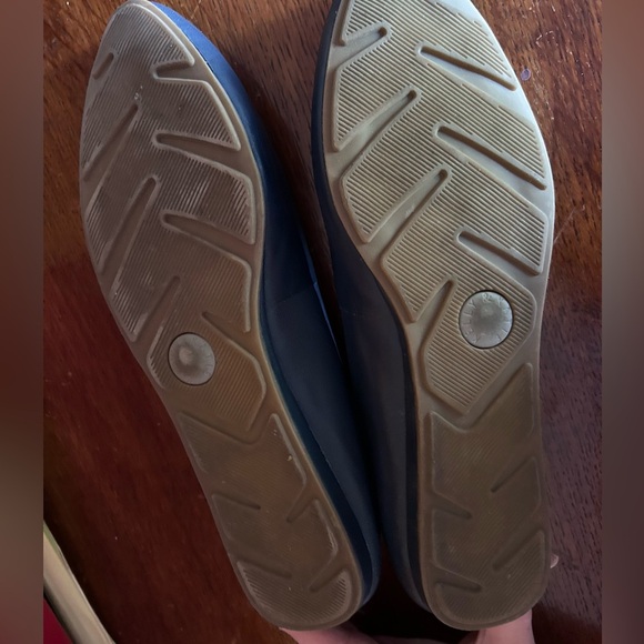 Kelly & Katie Chic Blue Leather Flats – Size 8 Women’s Everyday Style - Picture 5 of 6